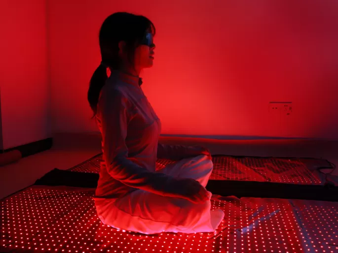 Revitalize Your Body & Mind: The Ultimate Red Light Therapy Sleeping Bag