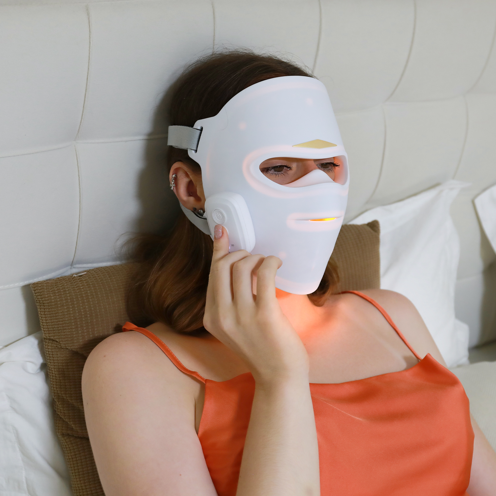 9D Multi-spectrum LED Face Mask – 4-in-1 Light Therapy for Home Use